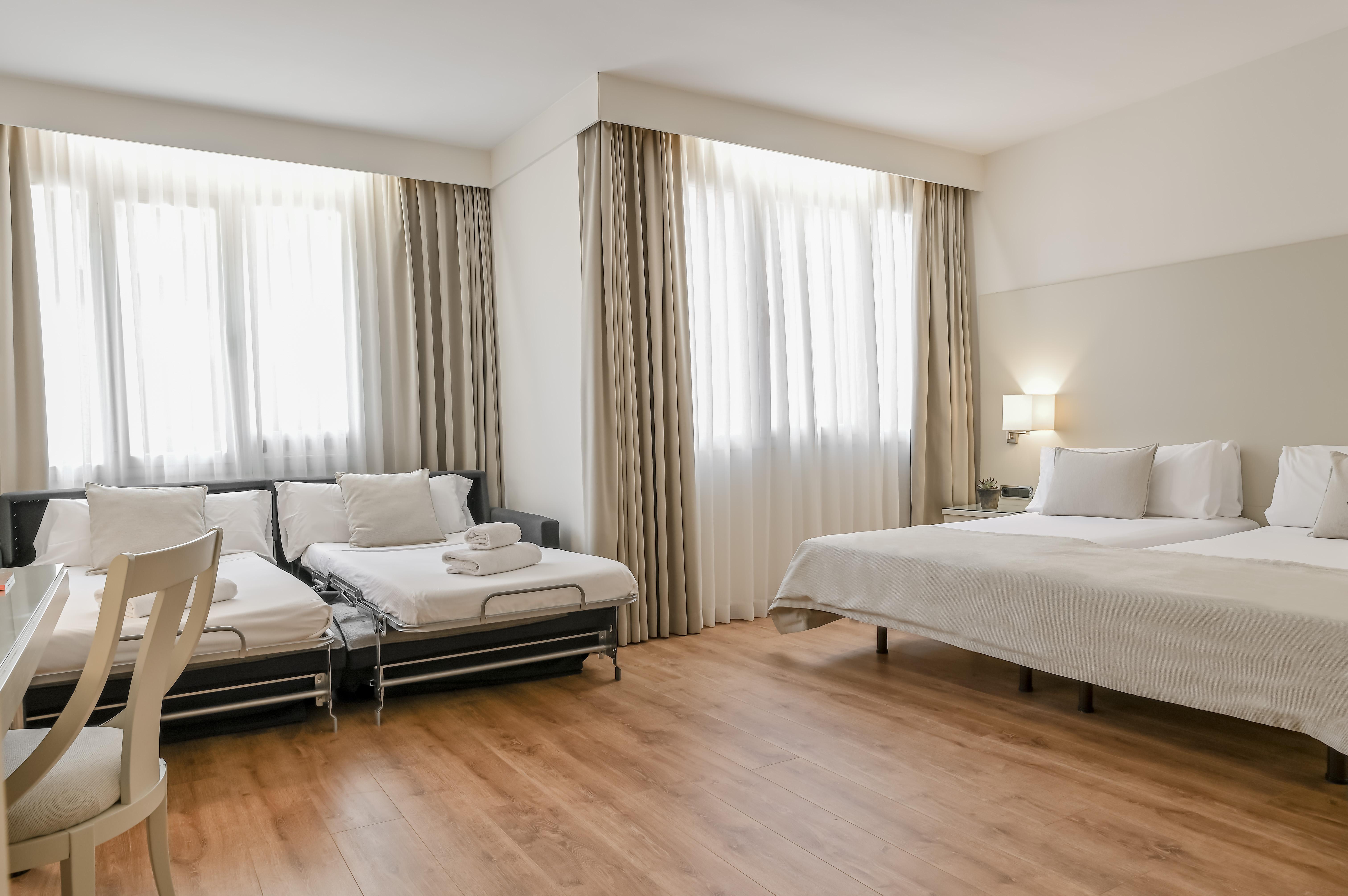 Aparthotel Mariano Cubi Barcelona Luaran gambar