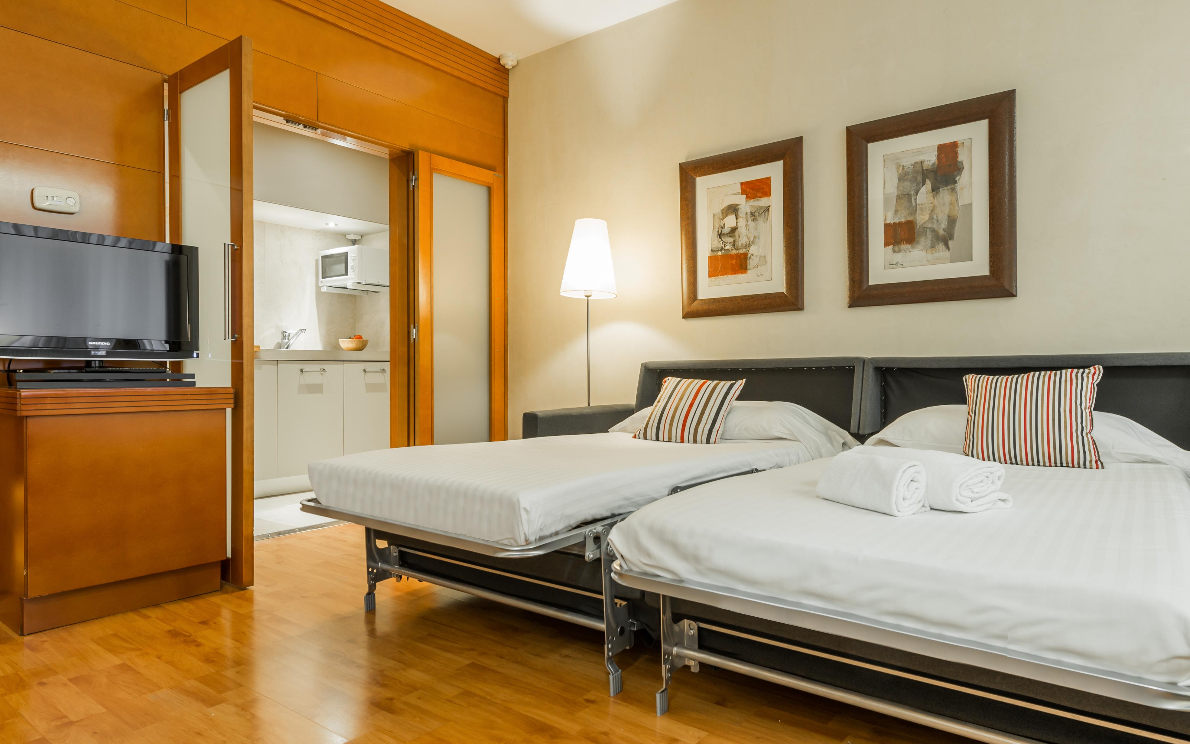 Aparthotel Mariano Cubi Barcelona Luaran gambar